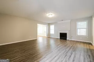 3796 Wolverton Cir, Lithonia, GA 30038 - Photo 3