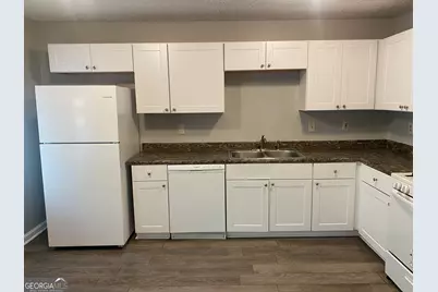 3559 Ashley Station Drive SW, Marietta, GA 30008 - Photo 3