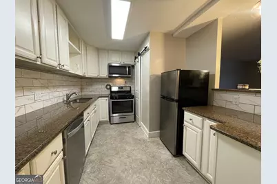 2965 Pharr Court South SW #119, Atlanta, GA 30305 - Photo 3