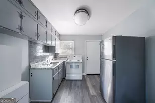 147 Burnside St, Jonesboro, GA 30236 - Photo 5