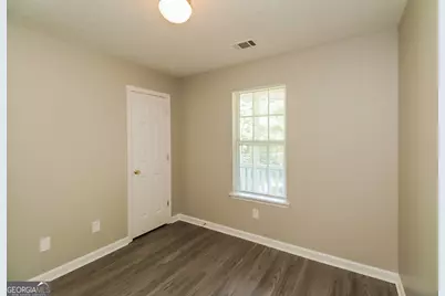 8303 Lakeview Drive SW, Covington, GA 30014 - Photo 13