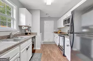 119 Margaret Way, Hogansville, GA 30230 - Photo 13