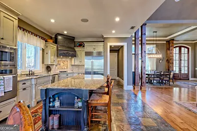 689 Waterfall Drive, Clayton, GA 30525 - Photo 35