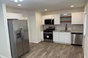 3339 Clevemont Ct, Ellenwood, GA 30294 - Photo 7