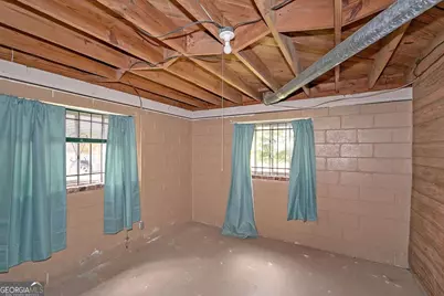 2135 Kilarney Road, Decatur, GA 30032 - Photo 23