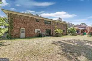 2135 Kilarney Rd, Decatur, GA 30032 - Photo 25