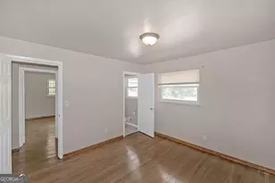 2135 Kilarney Rd, Decatur, GA 30032 - Photo 15