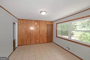 2135 Kilarney Rd, Decatur, GA 30032 - Photo 9