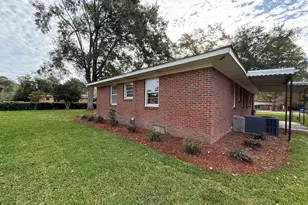 412 Roberson St, Dublin, GA 31021 - Photo 15