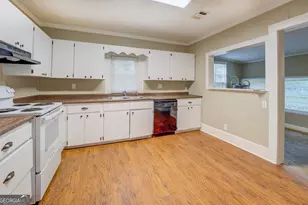 135 Ramsey St, Milledgeville, GA 31061 - Photo 11