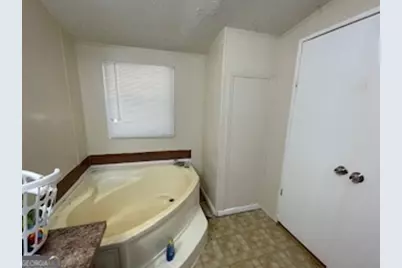 128 W Lakeview Drive, Temple, GA 30179 - Photo 11