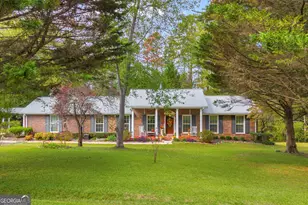 290 Indian Dr, Eastanollee, GA 30538 - Photo 1