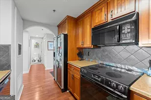 3481 Lakeside Dr NE, Atlanta, GA 30326 - Photo 11