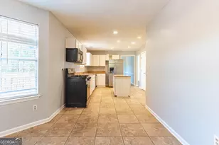 2554 Willenhall Way, Lithonia, GA 30058 - Photo 7