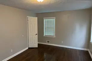 1307 SW Lorenzo Dr SW, Atlanta, GA 30310 - Photo 11