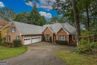 2372 Merrymount Drive, Suwanee, GA 30024 - Photo 3