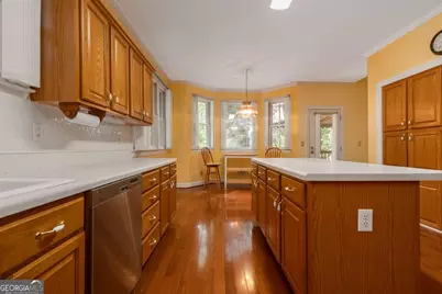 2372 Merrymount Drive, Suwanee, GA 30024 - Photo 19