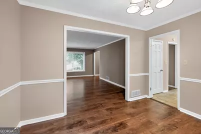 4255 Autumn Woods Court, Stone Mountain, GA 30083 - Photo 9