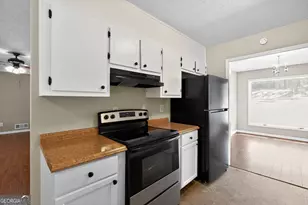 4564 Fountainhead Dr, Stone Mountain, GA 30083 - Photo 13