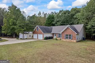 150 Buckeye Trails Dr, Commerce, GA 30530 - Photo 3