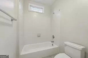 818 W 37th St, Savannah, GA 31415 - Photo 23