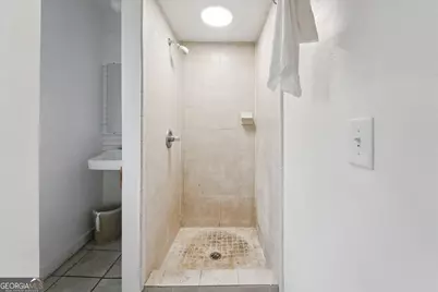 818 W 37th Street, Savannah, GA 31415 - Photo 17