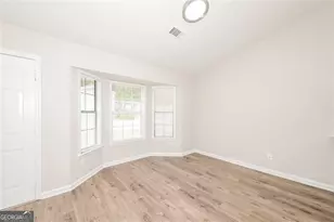 819 Arbor Hill Dr, Stone Mountain, GA 30088 - Photo 7