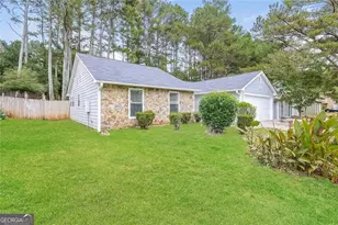 819 Arbor Hill Dr, Stone Mountain, GA 30088 - Photo 3