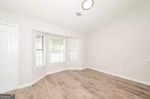 819 Arbor Hill Dr, Stone Mountain, GA 30088 - Photo 7