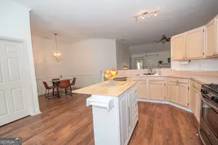 75 Kripple Kreek Dr, Sharpsburg, GA 30277 - Photo 9