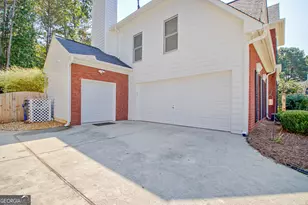 175 Lockmeade Way, Fayetteville, GA 30215 - Photo 3