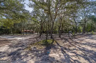 5768 Holly Dr, Blackshear, GA 31516 - Photo 3