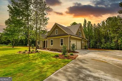 1031 Graham Drive, Madison, GA 30650 - Photo 9