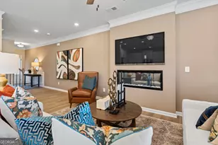 832 Crescent Dr, Riverdale, GA 30274 - Photo 3