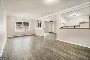 7053 Eunice Dr, Riverdale, GA 30274 - Photo 9