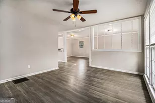 7053 Eunice Dr, Riverdale, GA 30274 - Photo 3