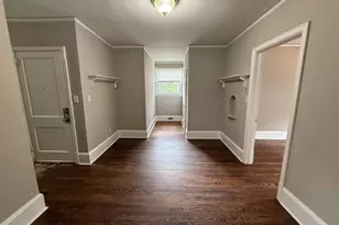 300 Forrest Ave, Gainesville, GA 30501 - Photo 3