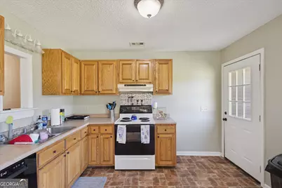 983 Johnny Brannen, Statesboro, GA 30458 - Photo 11