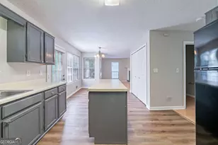 12237 Cypress Ln, Fayetteville, GA 30215 - Photo 9