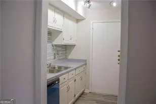 6851 Roswell Rd, Atlanta, GA 30328 - Photo 27