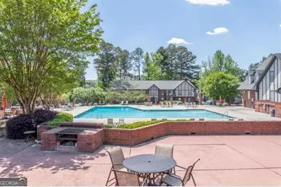 6851 Roswell Road #J21, Atlanta, GA 30328 - Photo 11