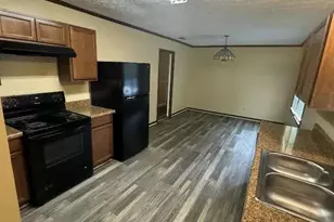 1932 Pharrs Rd, Snellville, GA 30078 - Photo 5