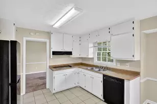 4641 Wendover Dr, Stone Mountain, GA 30083 - Photo 25