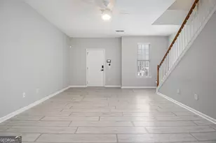 1509 Bayrose Cir, East Point, GA 30344 - Photo 3