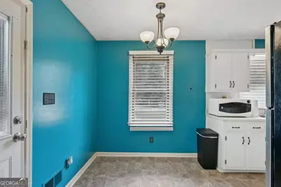 125 Meadowview Circle, Tyrone, GA 30290 - Photo 9