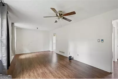 125 Meadowview Circle, Tyrone, GA 30290 - Photo 7