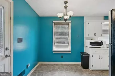 125 Meadowview Circle, Tyrone, GA 30290 - Photo 9