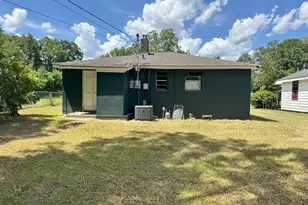 1418 E Roosevelt Ave, Albany, GA 31705 - Photo 1