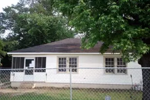 730 Villa Esta Ave, Macon, GA 31206 - Photo 1