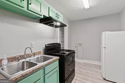 181 Holderness Street SW, Atlanta, GA 30314 - Photo 13